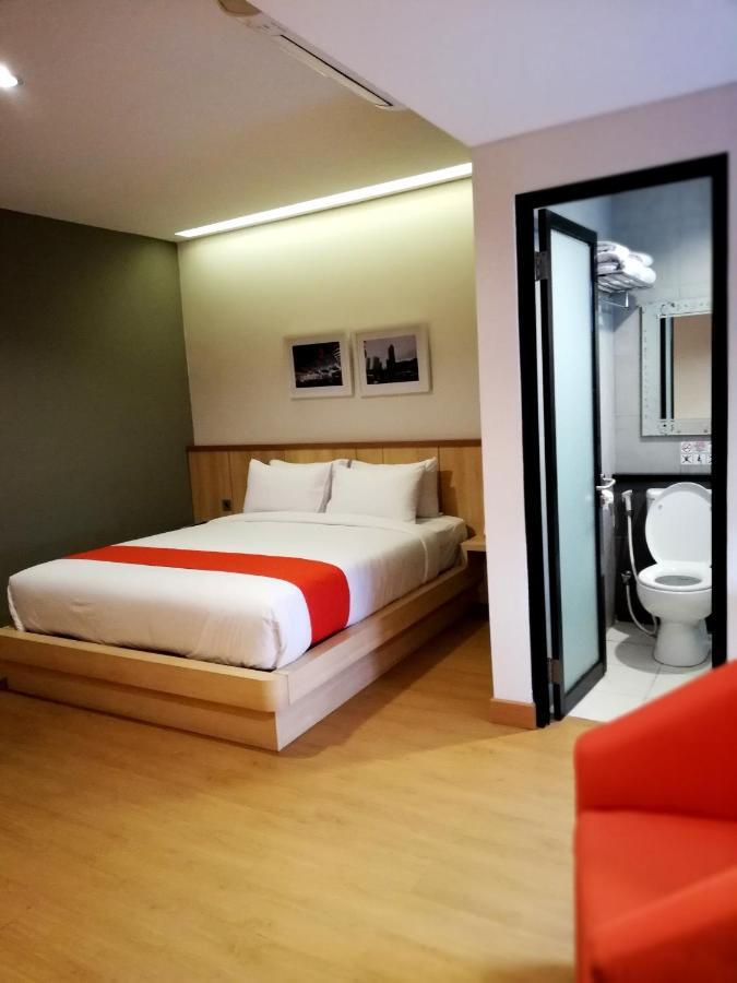 Motel The Nyaman Yakarta Exterior foto